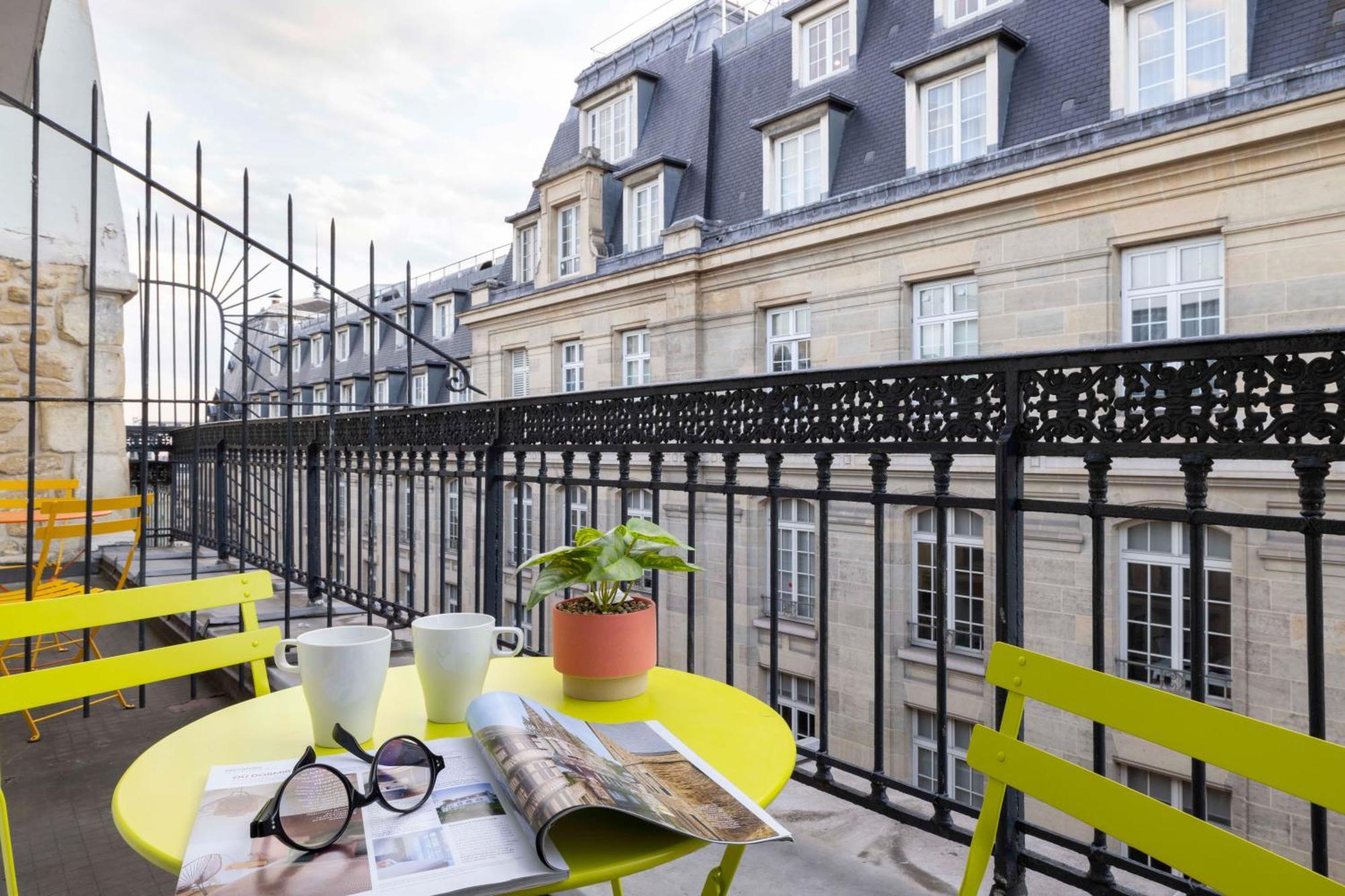 Grand Hotel Du Calvados - Opera Paris Exterior photo